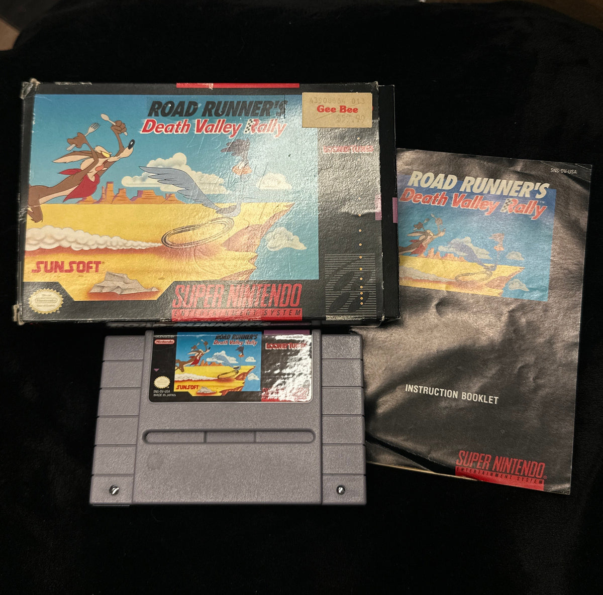 Road Runner’s Death Valley Rally for SNES (CIB) Front
