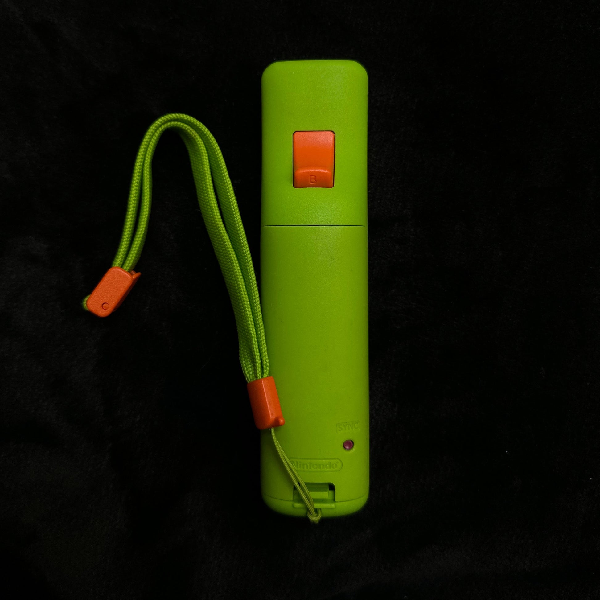 Yoshi Colorway Wii Remote Back with wrist strap